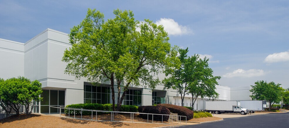 3105 Sweetwater Rd, Lawrenceville, GA à louer - Photo de l’immeuble – Image 3 sur 6