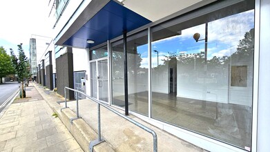 41-75 Consort Rd, Londres à louer Photo de l’immeuble– Image 2 sur 11