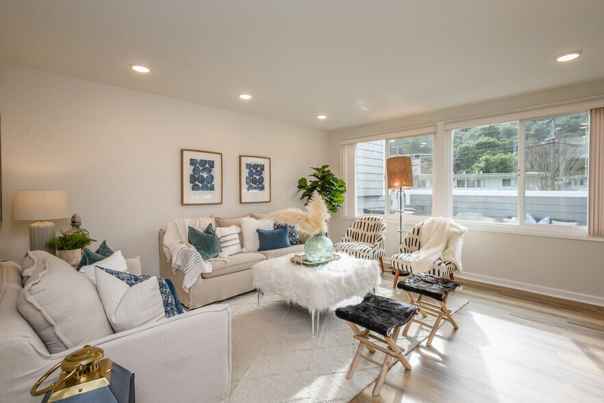 2302 Carlmont Dr, Belmont, CA à vendre - Photo de l’immeuble – Image 3 sur 24