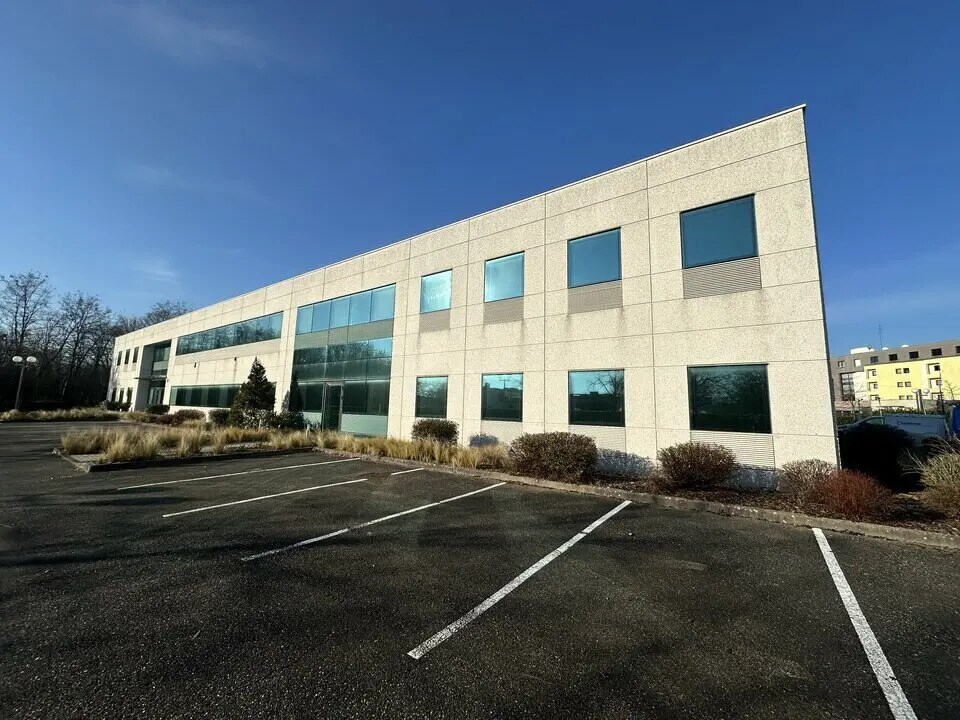 Bureau dans Illkirch-Graffenstaden à louer Photo de l’immeuble– Image 1 sur 14
