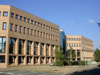 Plus de détails pour Bureau, Local d'activités à louer