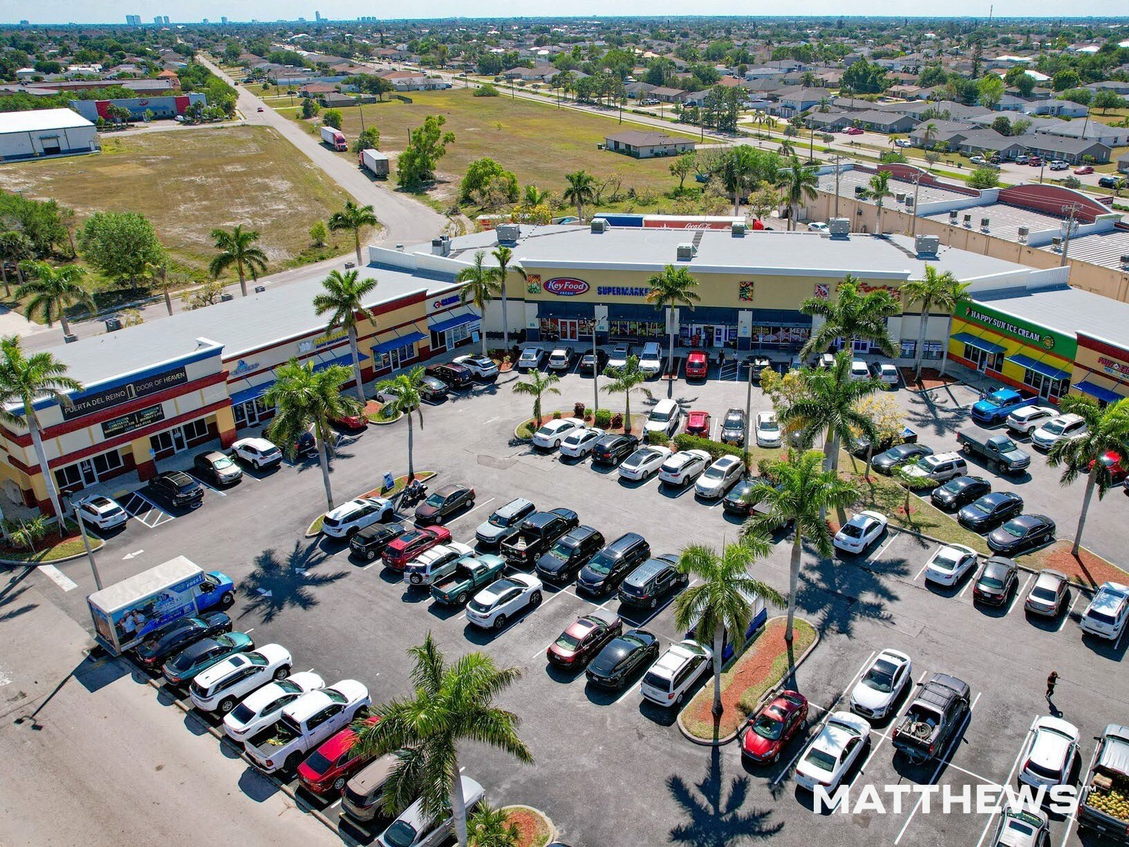 110 NE 2nd Pl, Cape Coral, FL à vendre Photo principale– Image 1 sur 5
