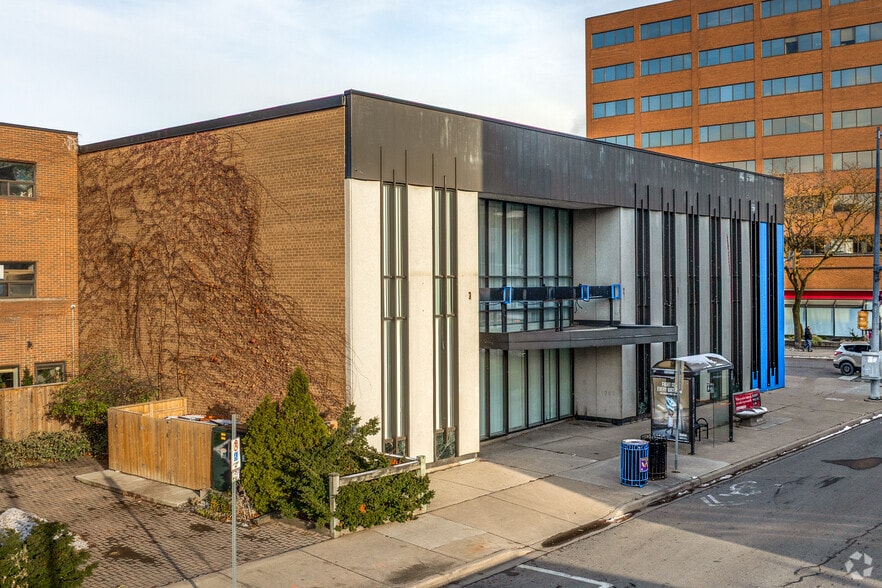 31 King St, St Catharines, ON à vendre - Photo intérieure – Image 3 sur 20