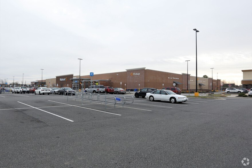 4869-4919 Nine Mile Rd, Richmond, VA à louer - Photo principale – Image 2 sur 4