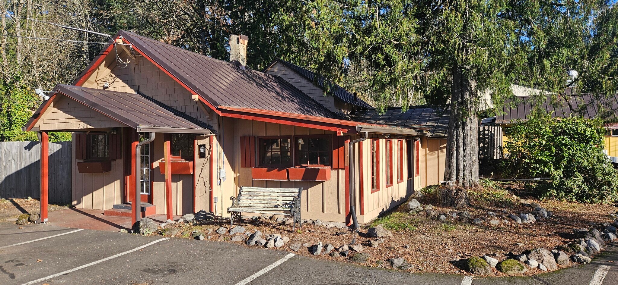 23804 E Greenwood Dr, Welches, OR à louer Photo principale– Image 1 sur 2