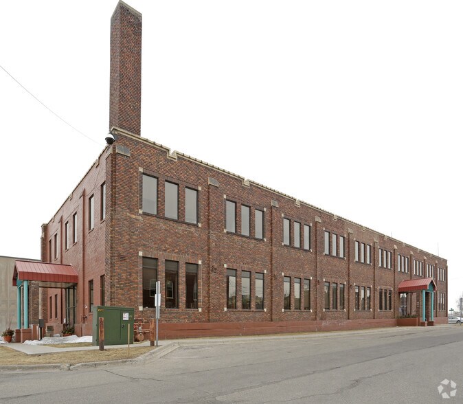 444 Pine St, Saint Paul, MN à louer - Photo de l’immeuble – Image 2 sur 6