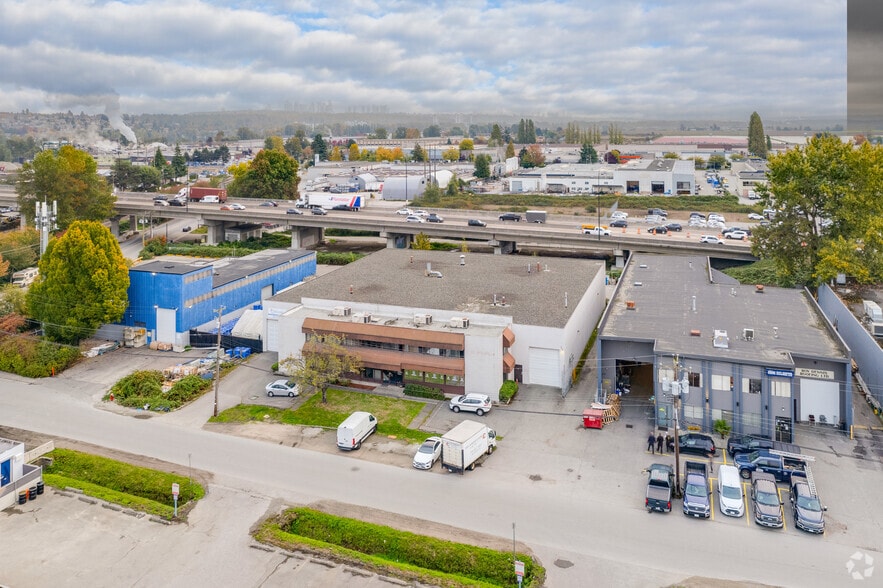 2340 Viscount Way, Richmond, BC à louer - Aérien – Image 2 sur 4