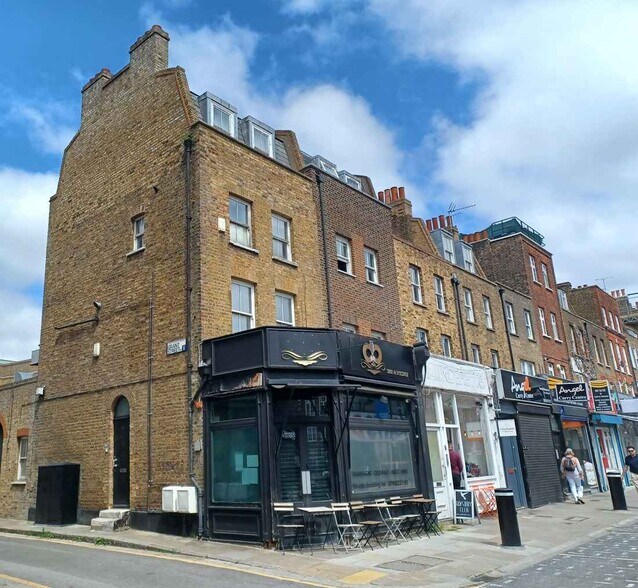3 Chapel Mark, Londres à vendre - Photo de l’immeuble – Image 2 sur 5
