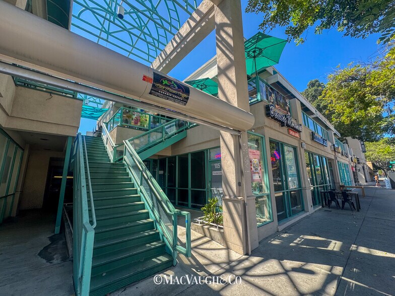 950 E Colorado Blvd, Pasadena, CA à louer - Photo de l’immeuble – Image 2 sur 17