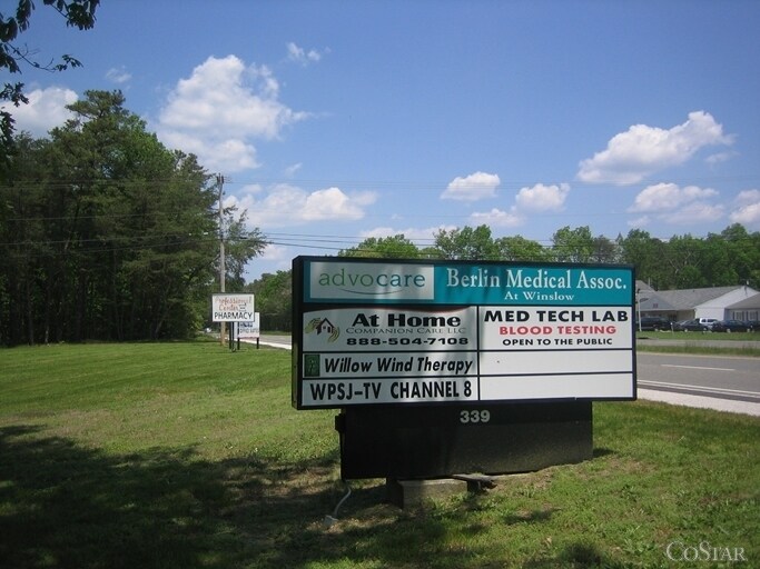 339 N Route 73, Berlin, NJ à louer - Photo de l’immeuble – Image 3 sur 43