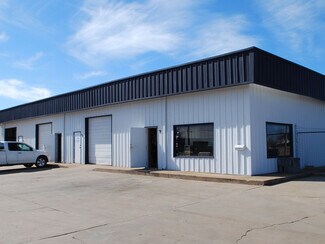 Plus de détails pour 1000 NW 82nd St, Oklahoma City, OK - Industriel/Logistique à louer