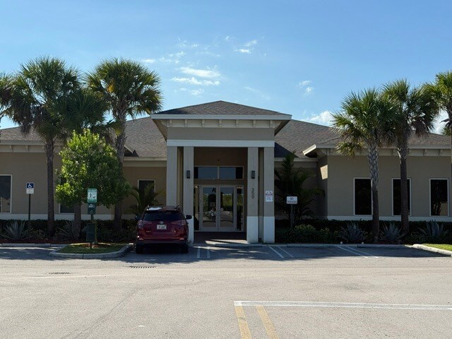 556 NE 5th St, Florida City, FL à vendre - Photo de l’immeuble – Image 3 sur 6
