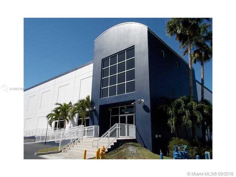7620 NW 25th St, Miami, FL à louer - Photo de l’immeuble – Image 1 sur 26