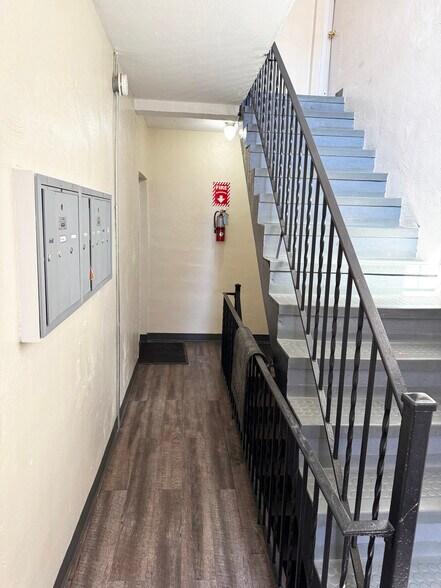 4916 Nash St NE, Washington, DC à vendre - Photo intérieure – Image 3 sur 13