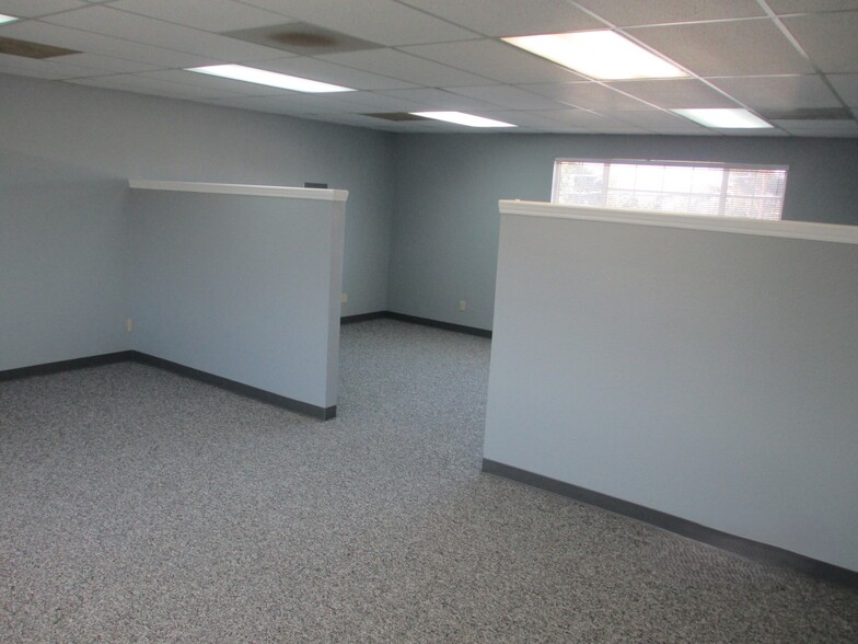 511 N H St, Lompoc, CA à louer - Photo de l’immeuble – Image 3 sur 7
