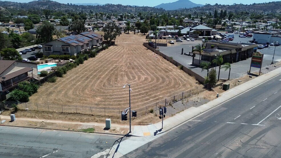 N 3rd St, El Cajon, CA à vendre - Vidéo sur l’annonce professionnelle – Image 2 sur 29