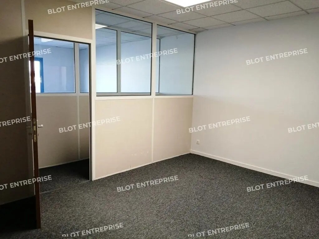 Bureau dans Auray à vendre Photo principale– Image 1 sur 1