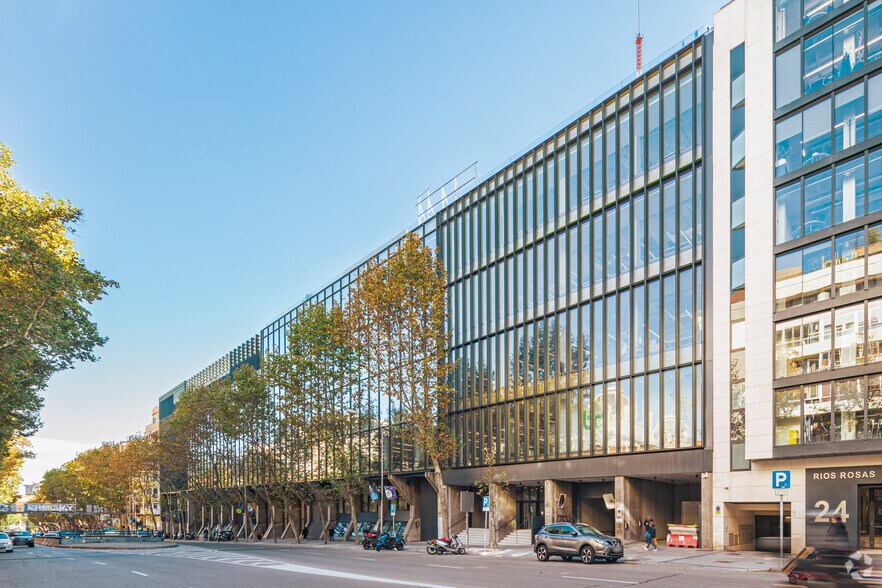 Calle de Ríos Rosas, 26, Madrid, Madrid à louer - Photo principale – Image 1 sur 3