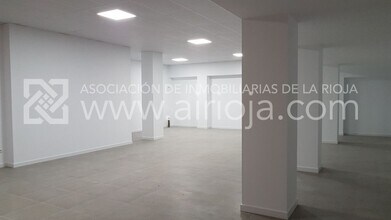 Local commercial dans Logroño, La Rioja à louer Photo intérieure– Image 2 sur 4