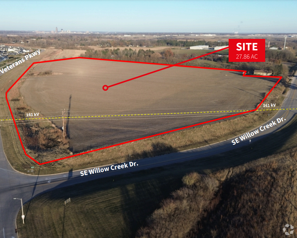 765-825 SE Willow Creek Dr, West Des Moines, IA à vendre Photo de l’immeuble– Image 1 sur 5