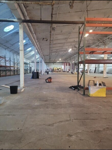 60-66 Jackson st, Holyoke, MA à vendre - Photo de l’immeuble – Image 2 sur 9