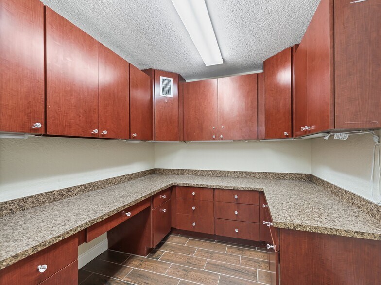 837 S Main St, Wildwood, FL à vendre - Photo de l’immeuble – Image 3 sur 47