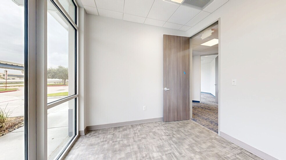3200 S Sam Houston Pky E, Houston, TX à louer - Numérisation 3D Matterport – Image 3 sur 14