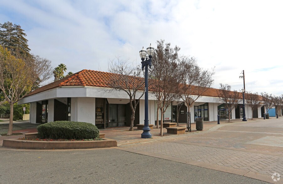 945 Empire St, Fairfield, CA à vendre - Photo de l’immeuble – Image 2 sur 33