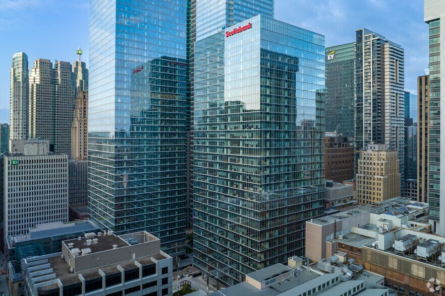 40 Temperance St, Toronto, ON à louer - Photo de l’immeuble – Image 1 sur 5