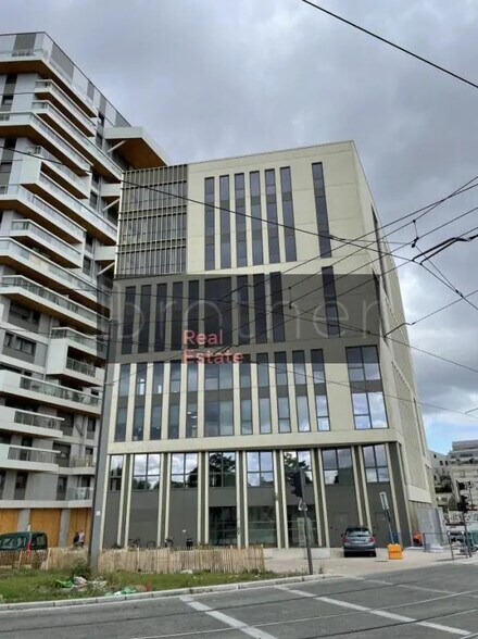 Bureau dans Bordeaux à louer - Photo de l’immeuble – Image 2 sur 9