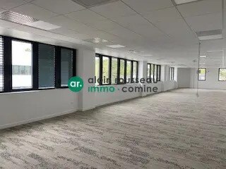 Bureau dans Angers à vendre - Photo de l’immeuble – Image 2 sur 6