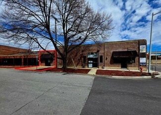 Plus de détails pour 723 N Neil St, Champaign, IL - Local commercial à louer