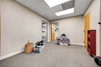 755 New York Ave, Huntington, NY à louer Photo intérieure– Image 1 sur 4