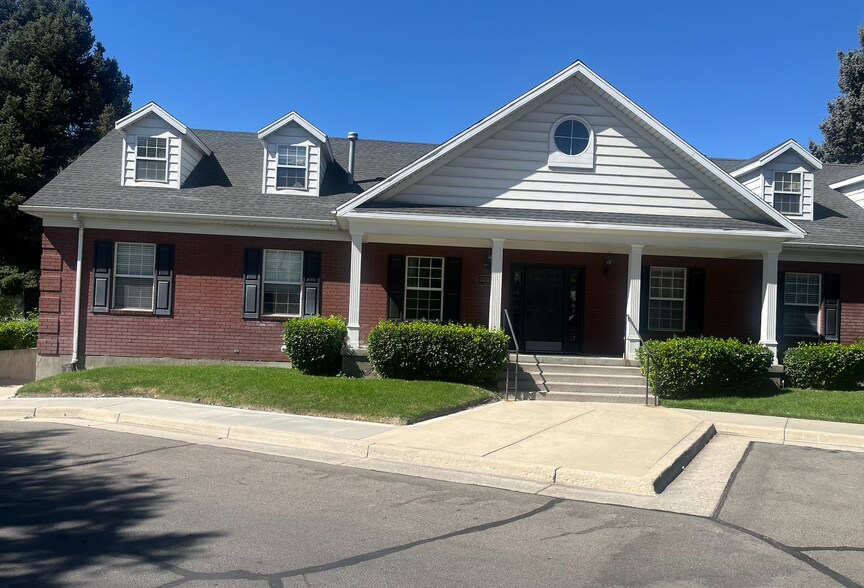 1840 N State St, Provo, UT à louer - Photo de l’immeuble – Image 2 sur 3