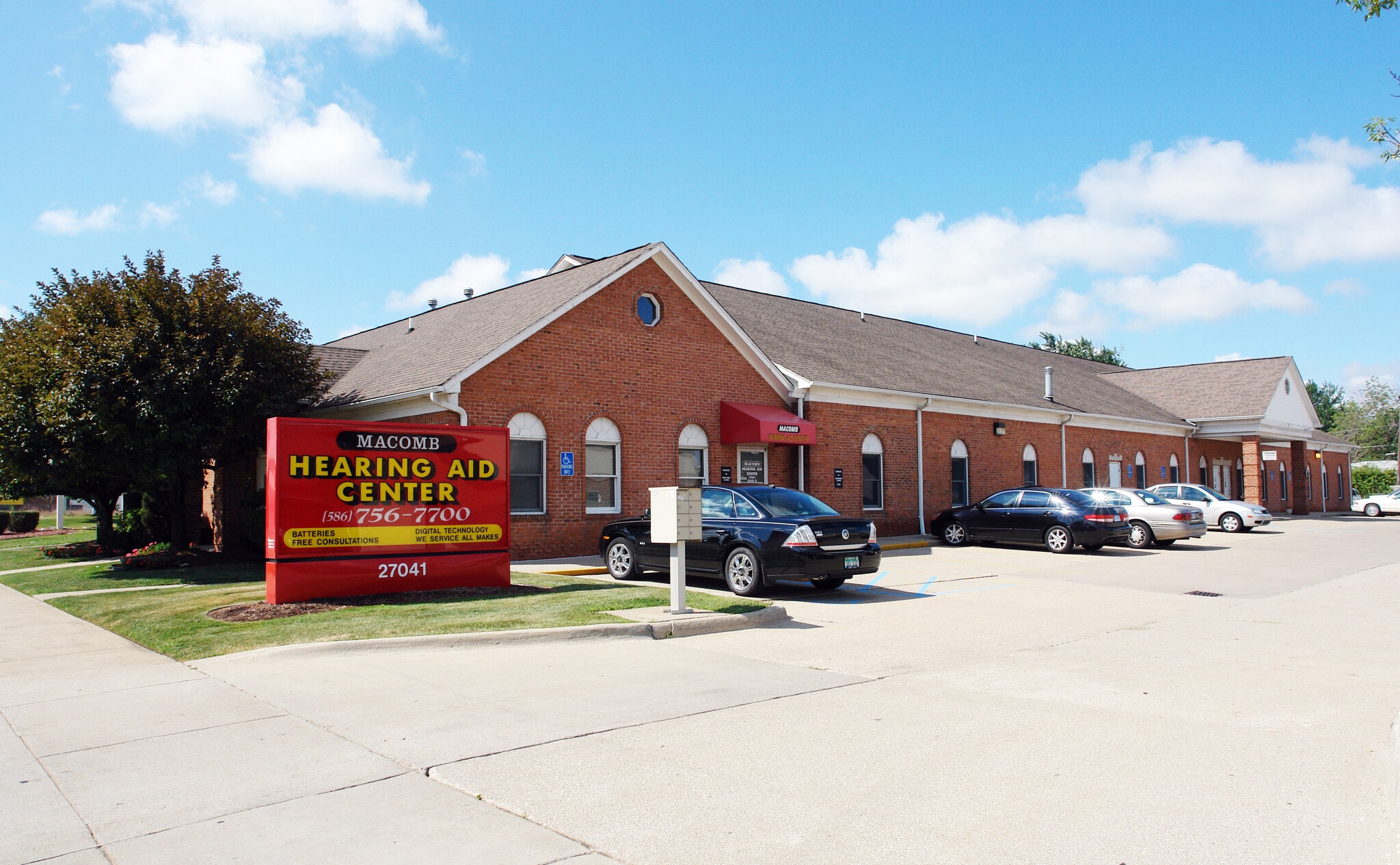 27041 Schoenherr Rd, Warren, MI à louer Photo intérieure– Image 1 sur 1