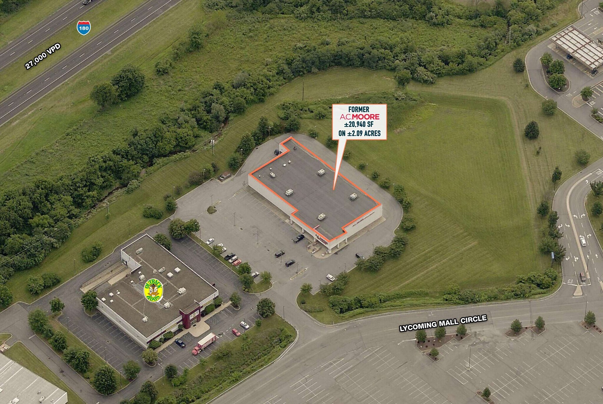 529 Lycoming Mall Cir, Pennsdale, PA à louer Aérien– Image 1 sur 3