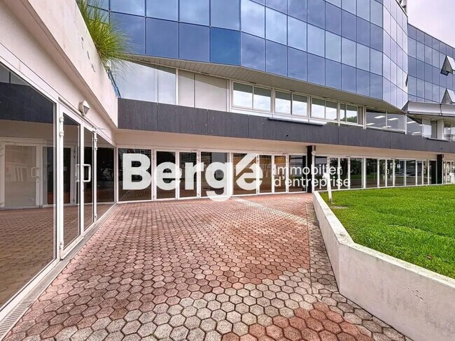 Plus de détails pour Bureau à louer