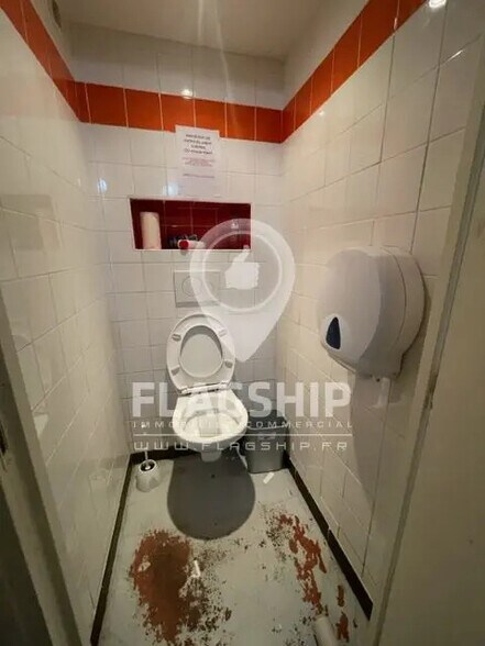 Local commercial dans Paris à louer - Photo intérieure – Image 3 sur 5