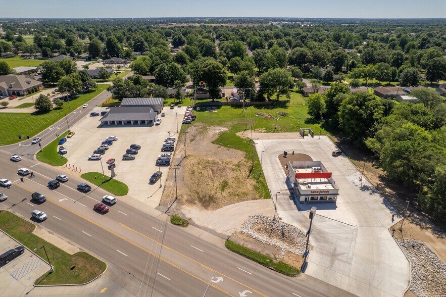 808 Main St, Sikeston, MO à vendre - Photo de l’immeuble – Image 2 sur 8