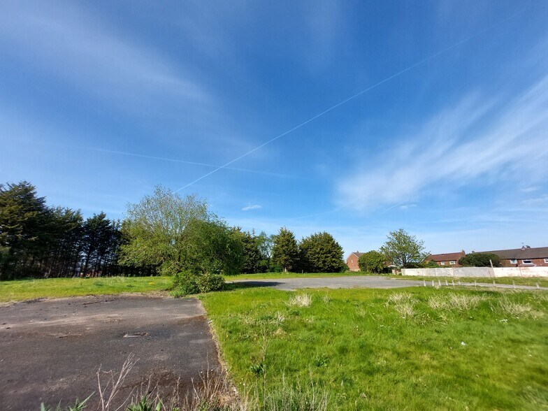 26 Mayfield Av, Widnes à vendre - Photo de l’immeuble – Image 2 sur 5