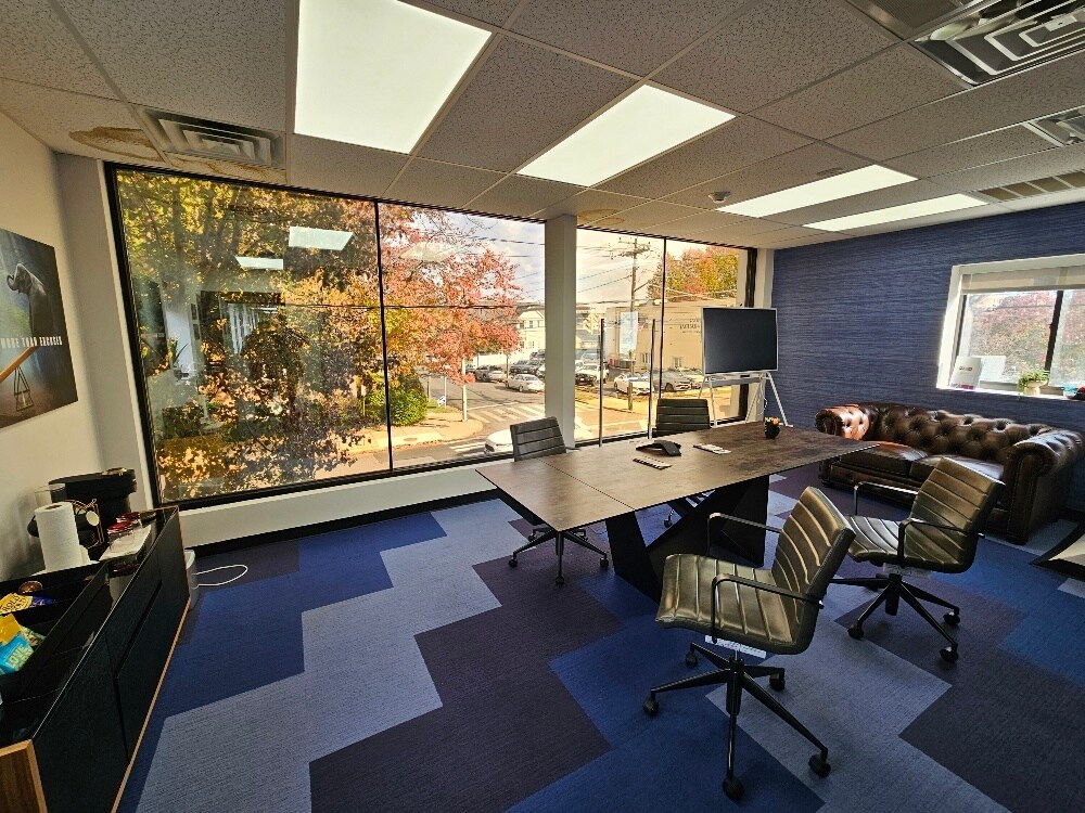 183 Mineola Blvd, Mineola, NY à vendre Photo principale– Image 1 sur 44