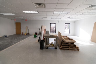 2010 E Algonquin Rd, Schaumburg, IL à louer Photo intérieure– Image 2 sur 6