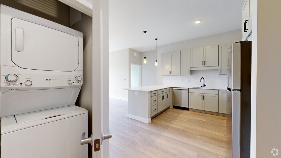 4020 Nawadaha Blvd, Minneapolis, MN à vendre - Numérisation 3D Matterport – Image 2 sur 59