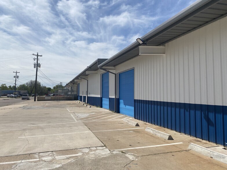 614 E Curtis St, Pasadena, TX à vendre - Photo de l’immeuble – Image 3 sur 20