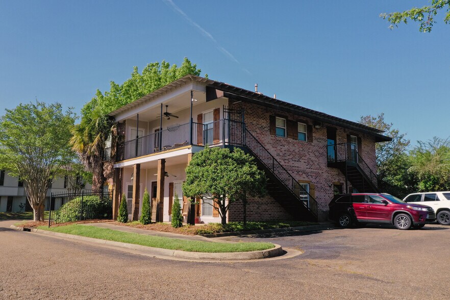 40 Northtown Dr, Jackson, MS à vendre - Photo de l’immeuble – Image 2 sur 19