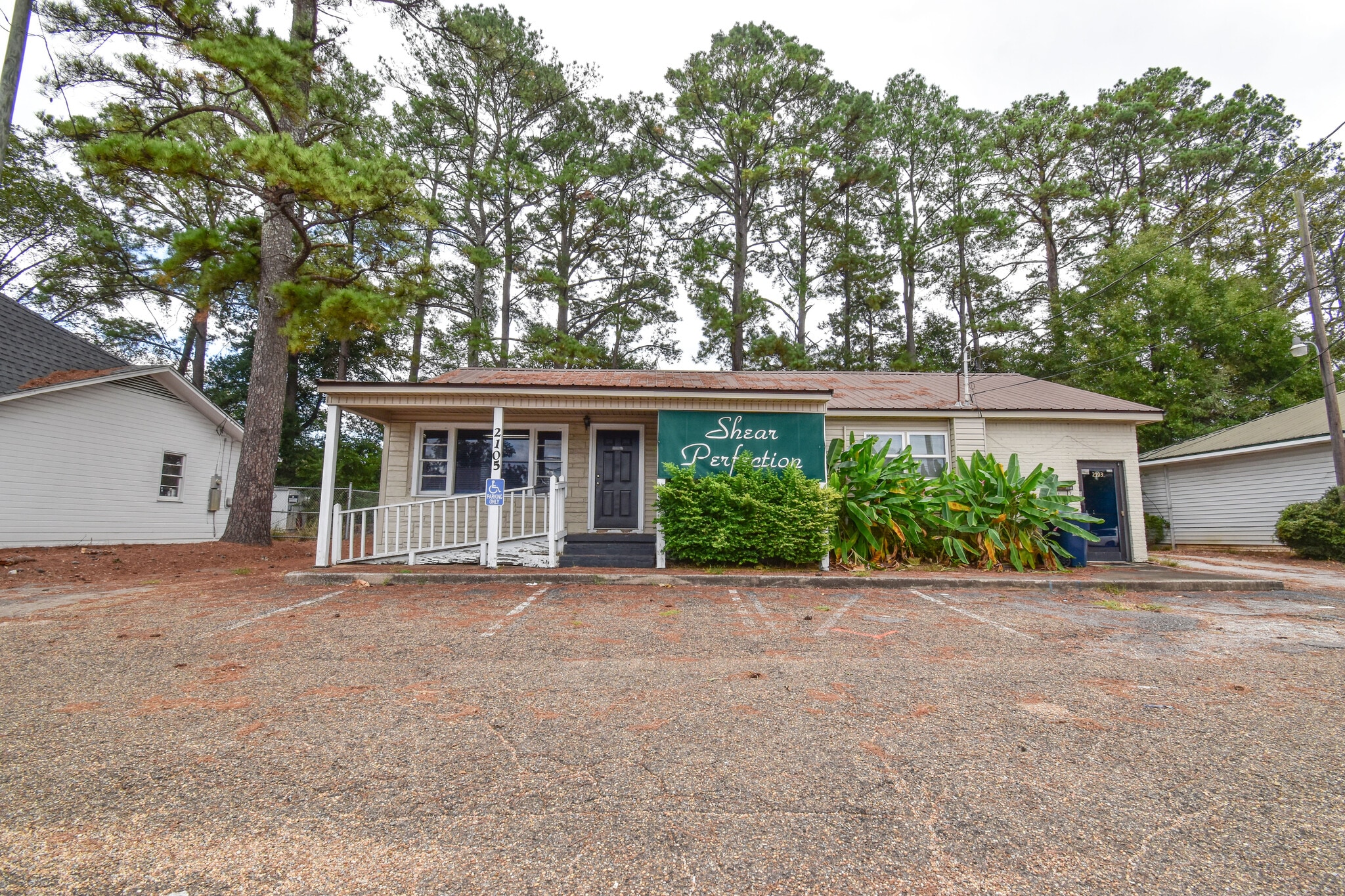 2105 Lurleen B Wallace Blvd, Northport, AL à vendre Photo principale– Image 1 sur 6