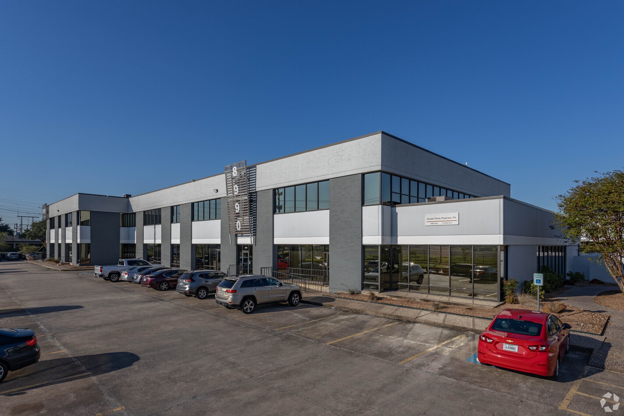 8968-8998 Kirby Dr, Houston, TX à louer Photo de l’immeuble– Image 1 sur 19