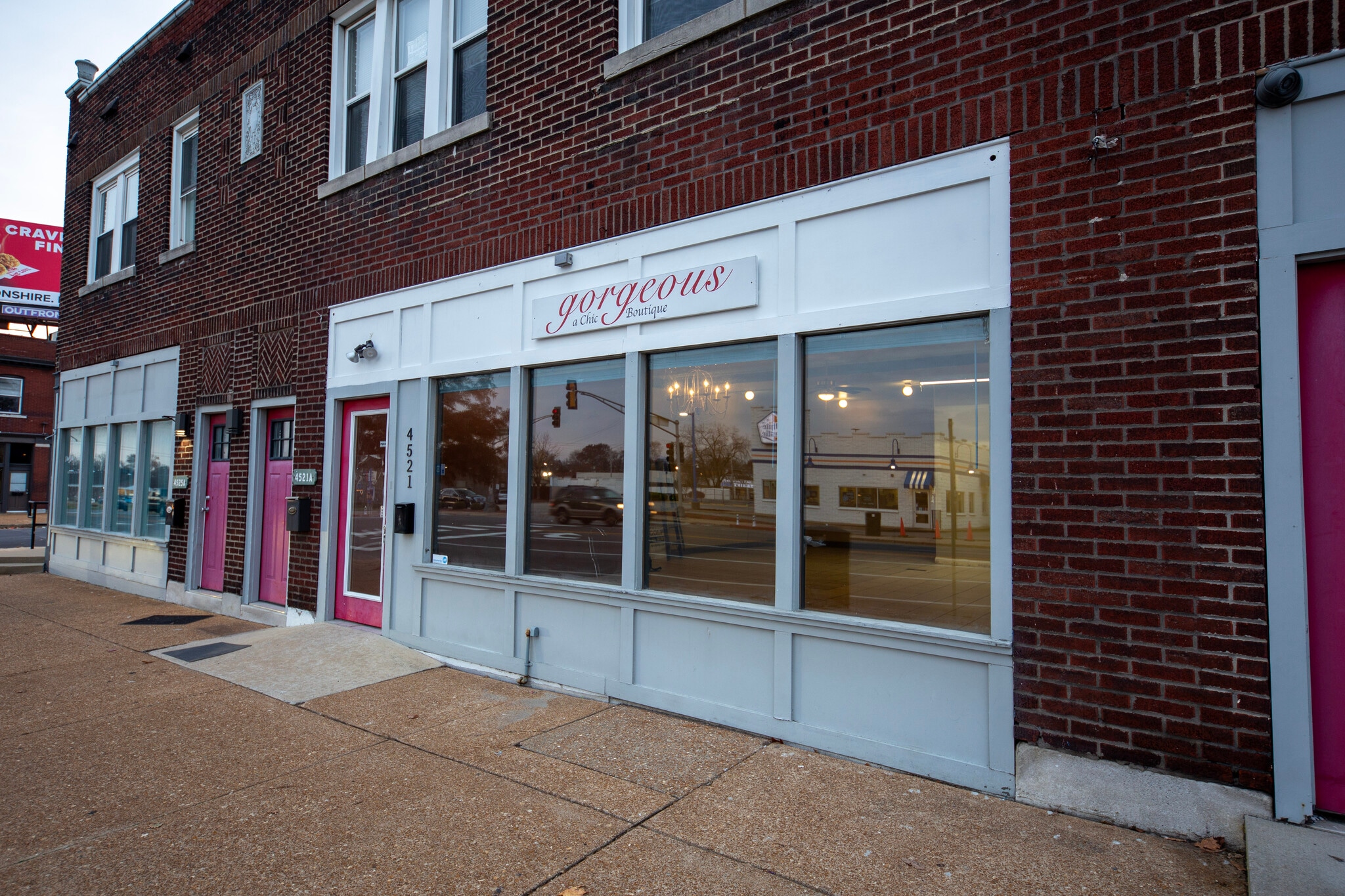 4521 S Kingshighway Blvd, Saint Louis, MO à louer Photo principale– Image 1 sur 2