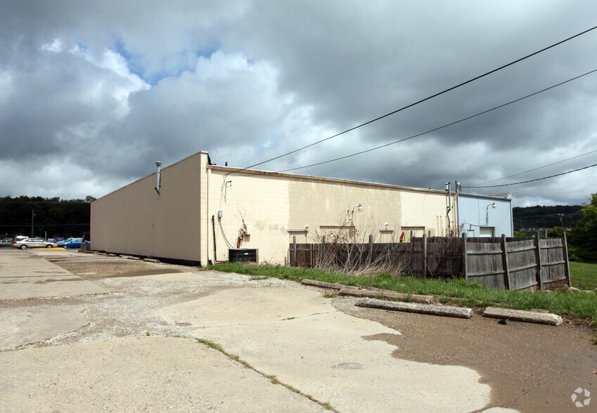 280-328 E Main St, Mansfield, OH à louer - Photo de l’immeuble – Image 2 sur 10