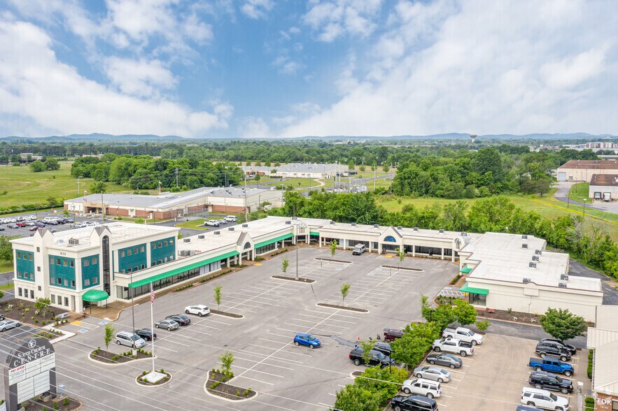 1630 S Church St, Murfreesboro, TN à louer - Photo de l’immeuble – Image 2 sur 24